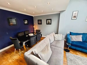 Living room- click for photo gallery